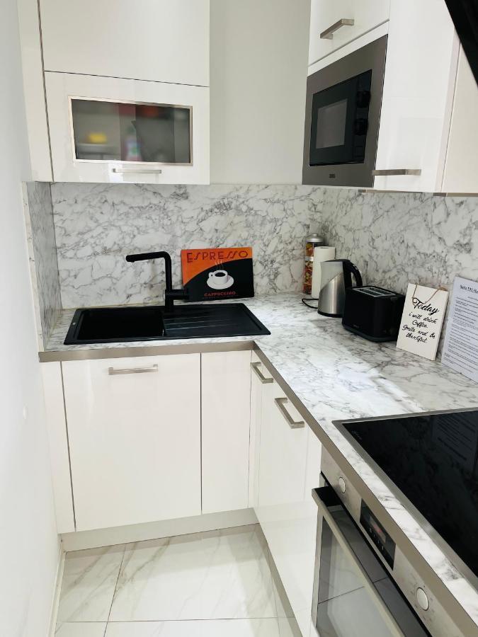 Suite-Xxi City View Hotelturm אוגסבורג מראה חיצוני תמונה